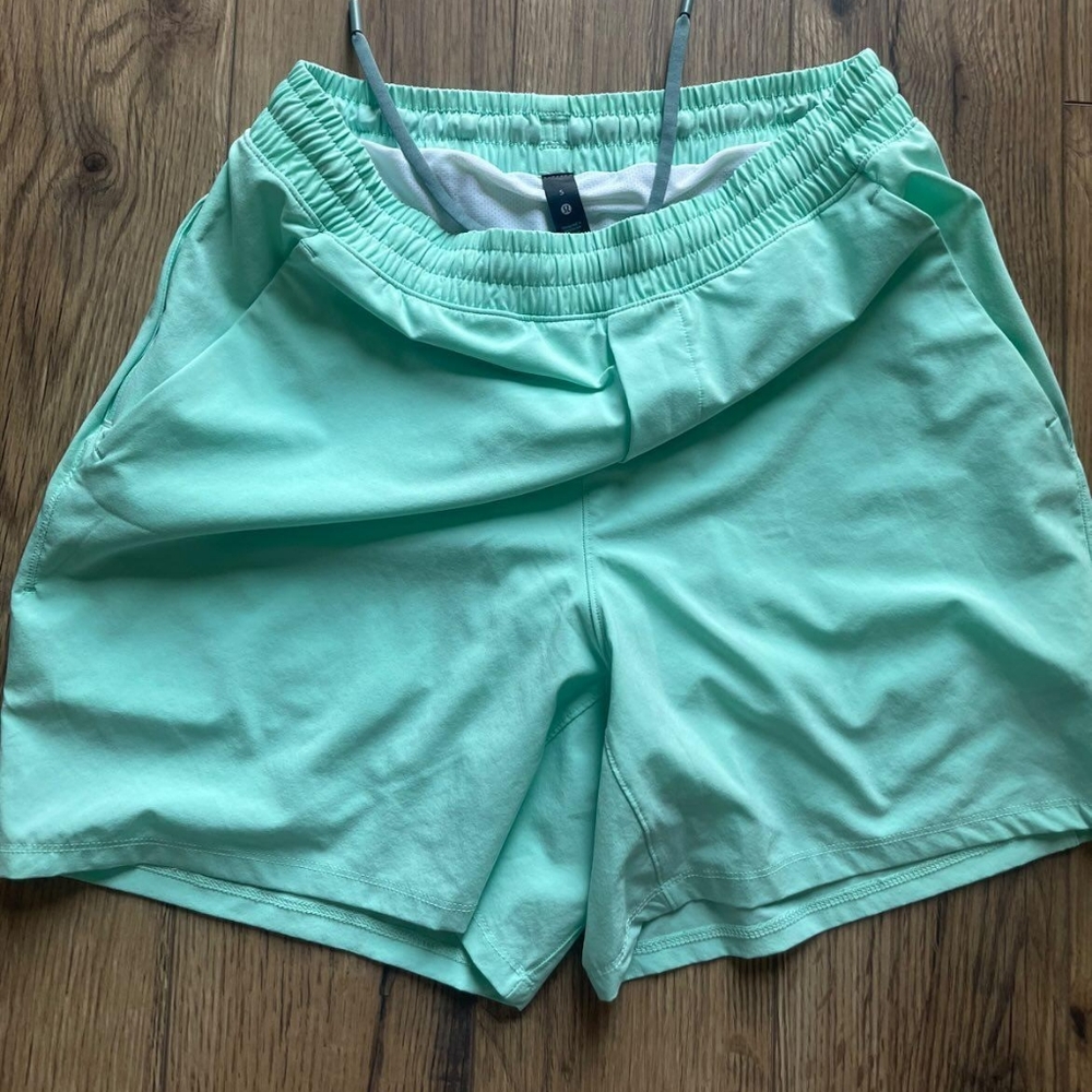Lululemon Pace Breaker Short, Small, 5" Inseam
